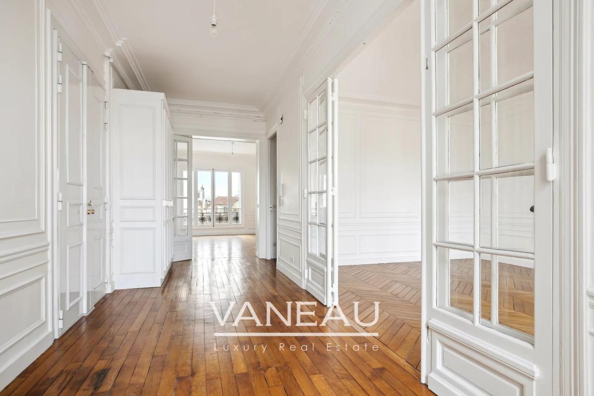 Élégant appartement de 200 m² à Paris 14ème