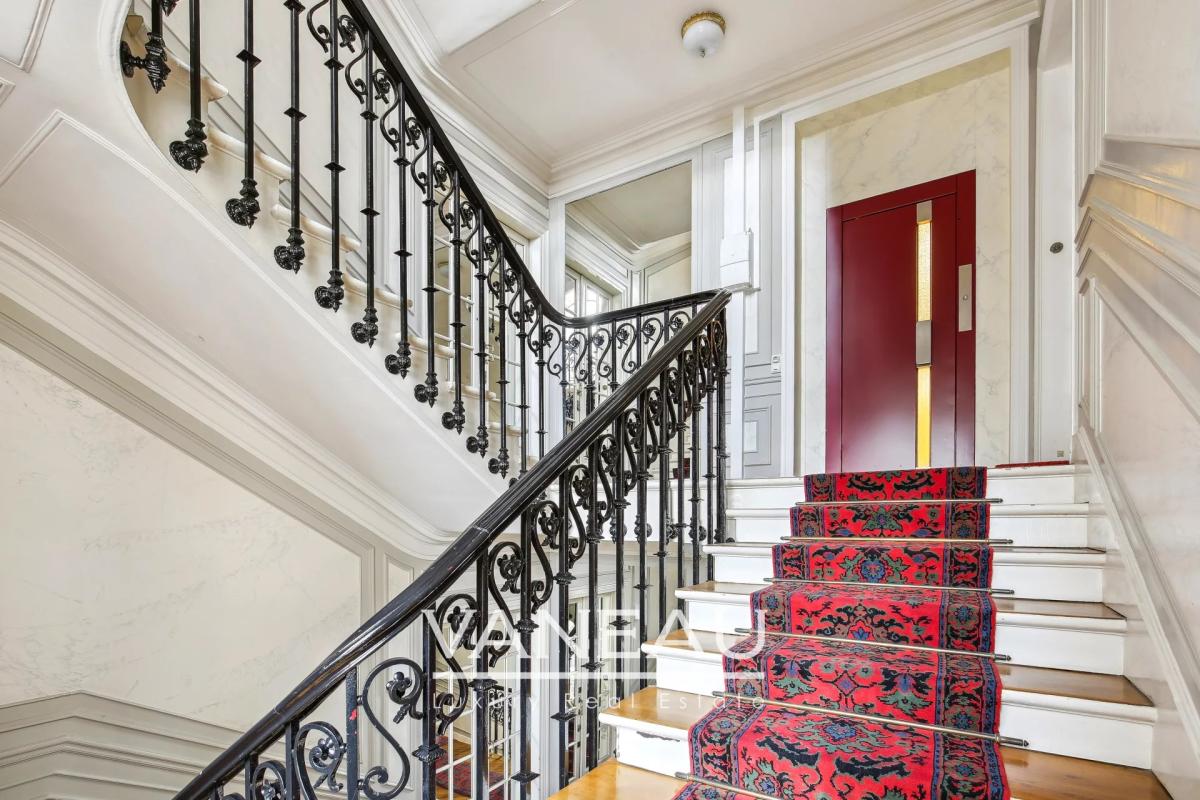 Élégant appartement de 200 m² à Paris 14ème