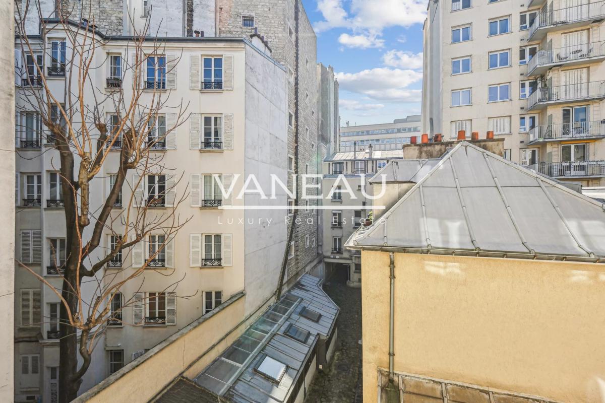 Exclusivité – Paris XVème nord – Deux pièces à rénover – Lumineu