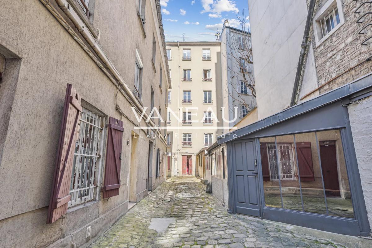 Exclusivité – Paris XVème nord – Deux pièces à rénover – Lumineu