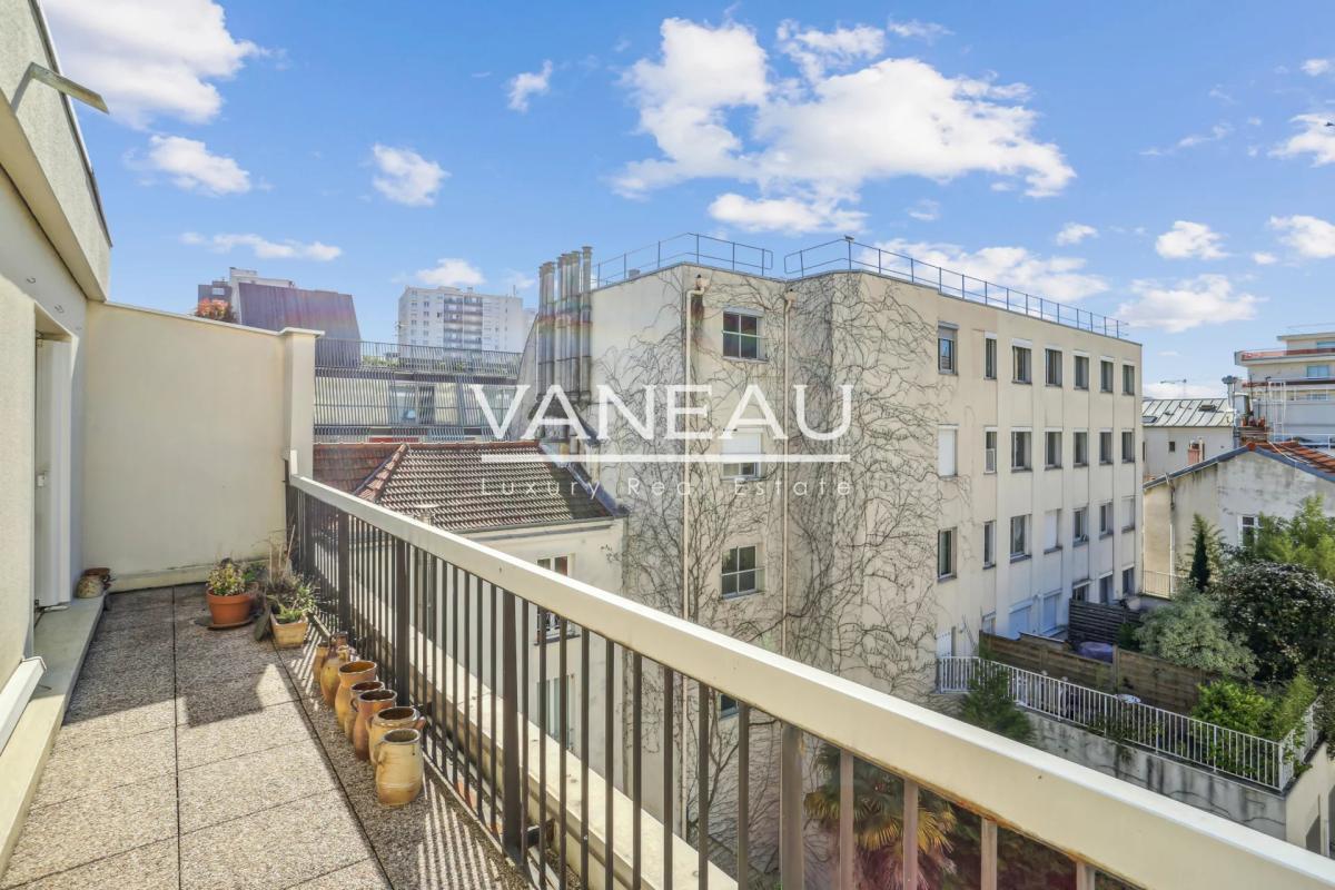 Quartier Saint Lambert – rue de l’harmonie – 3 pièces, dernier é