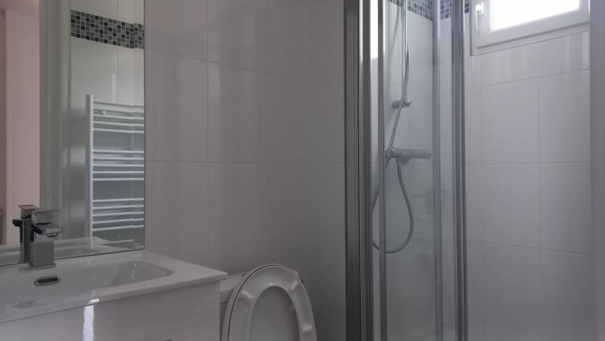 Paris VIII - Bel appartement en triplex familial avec terrasse -