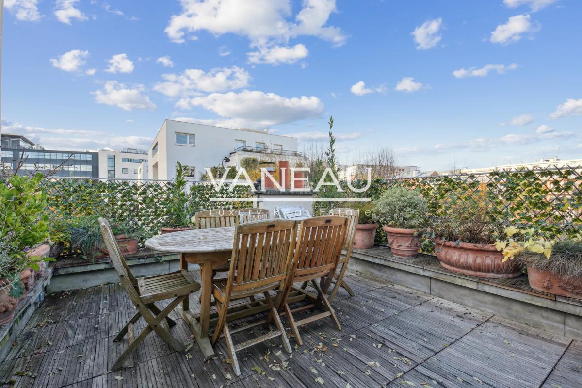 Courbevoie – Duplex d’exception avec terrasse