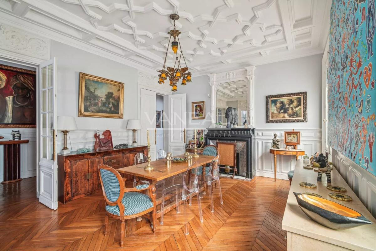 Le Raincy - Hôtel de Ville - Bel appartement au charme de l'anci