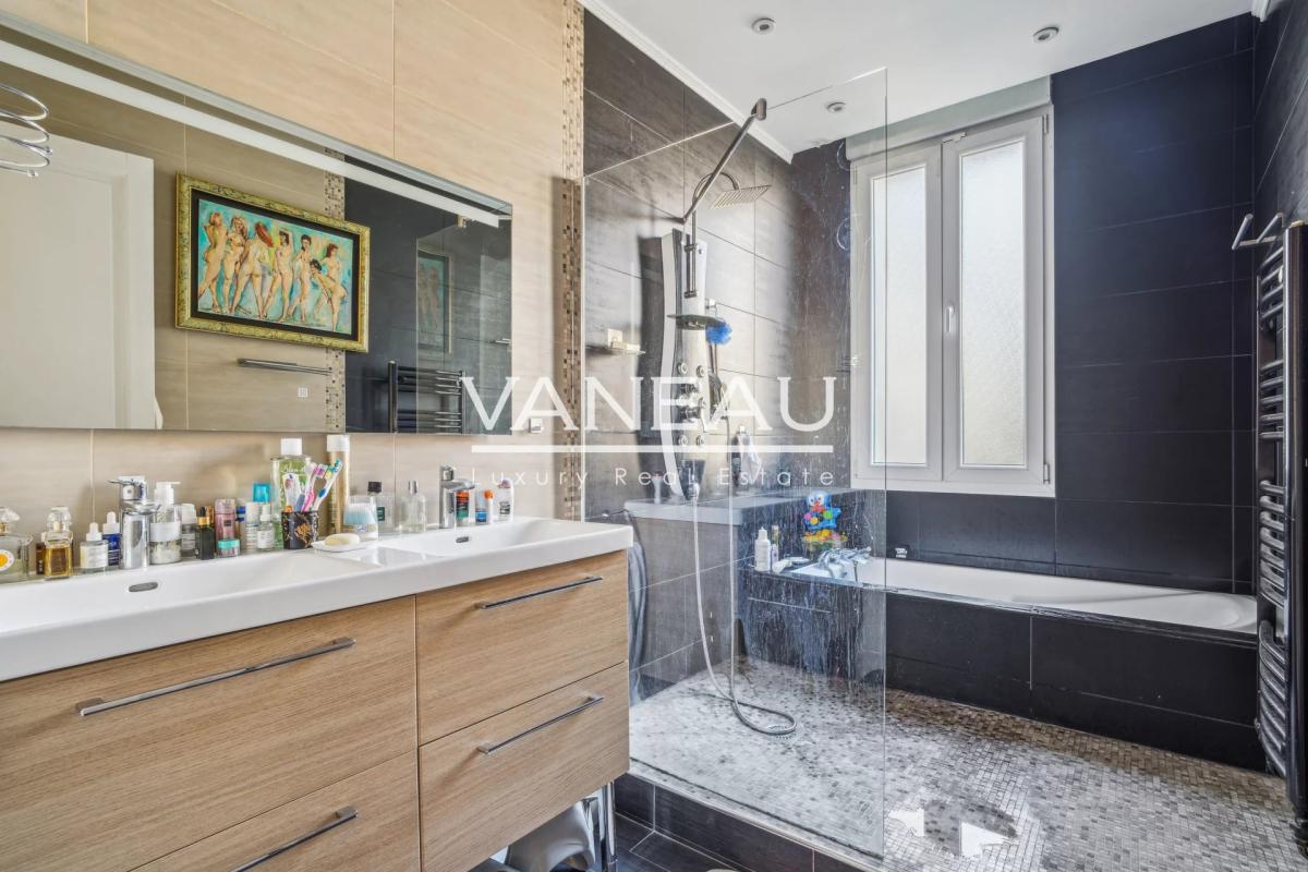 Le Raincy - Hôtel de Ville - Bel appartement au charme de l'anci