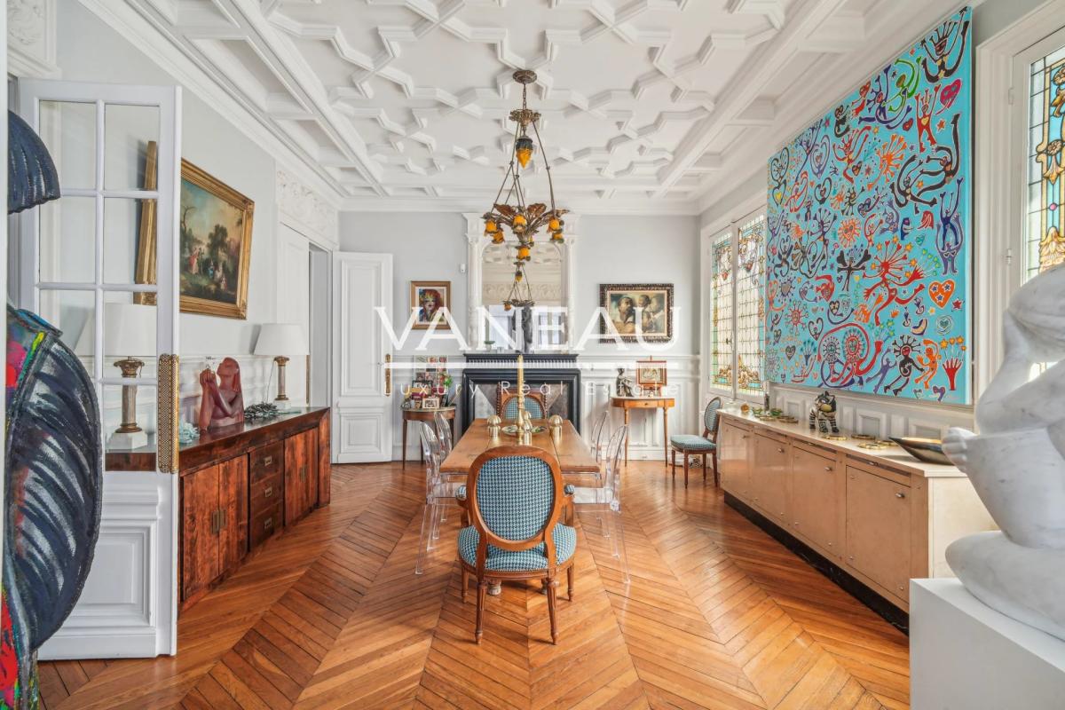Le Raincy - Hôtel de Ville - Bel appartement au charme de l'anci