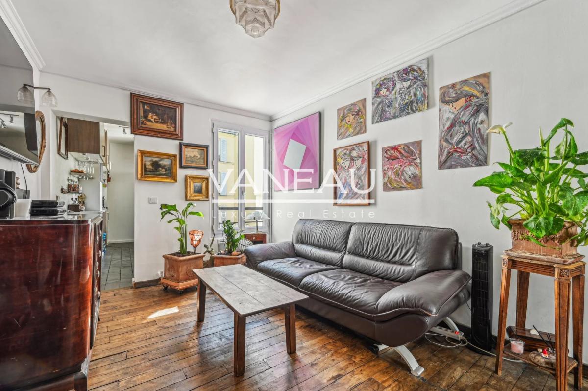 Paris XVe - Appartement 3 pièces - Charme de l'ancien