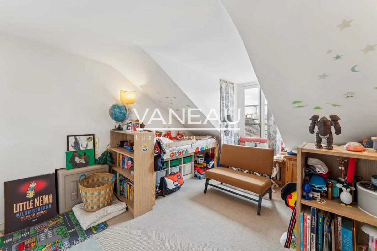 Paris IV- Ile Saint-Louis- Charmant appartement de 64m² avec vue