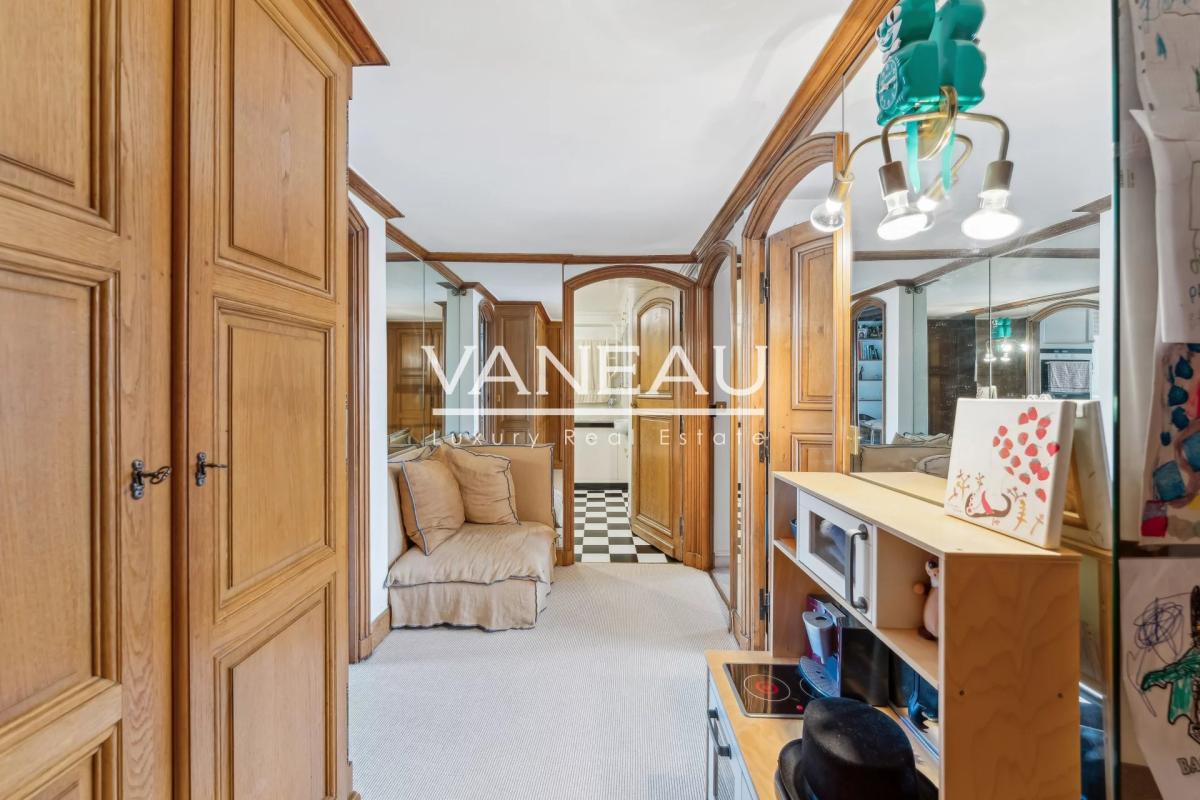 Paris IV- Ile Saint-Louis- Charmant appartement de 64m² avec vue