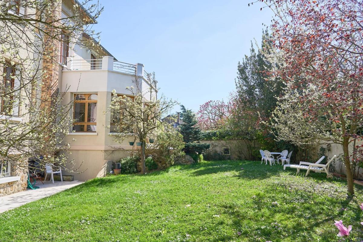 Sceaux- Maison dans le parc de Sceaux