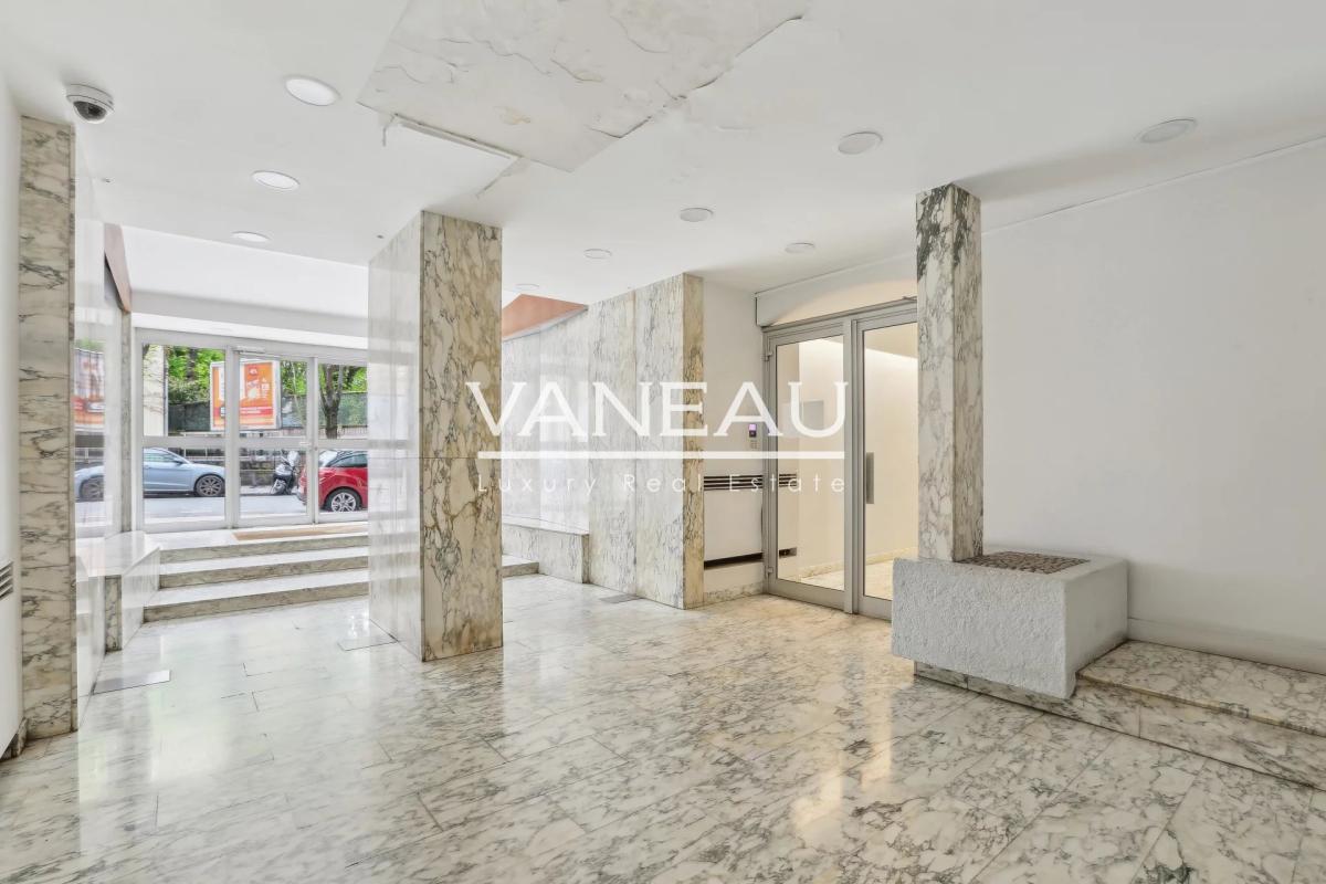 Paris XVIe - Porte Dauphine / Bugeaud - Studio sur jardin
