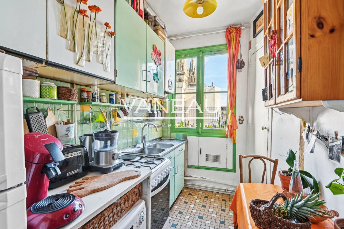 PARIS XIe - Saint Ambroise - Appartement très lumineux avec vue 