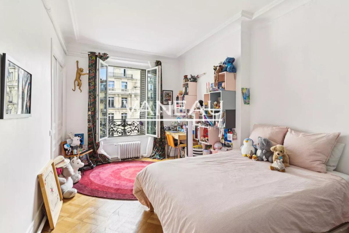 APPARTEMENT FAMILIAL ET DE RECEPTION