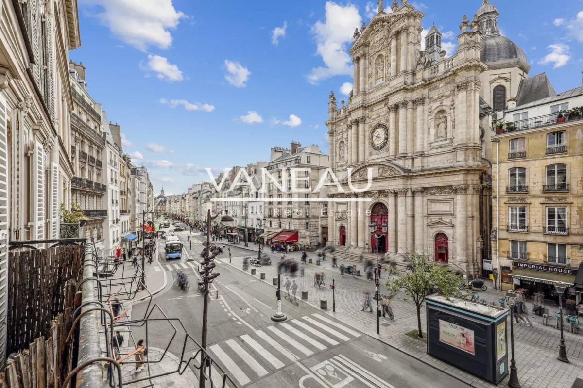 Paris IVème - SAINT-PAUL - Balcon - Vue dégagée lumière et poten