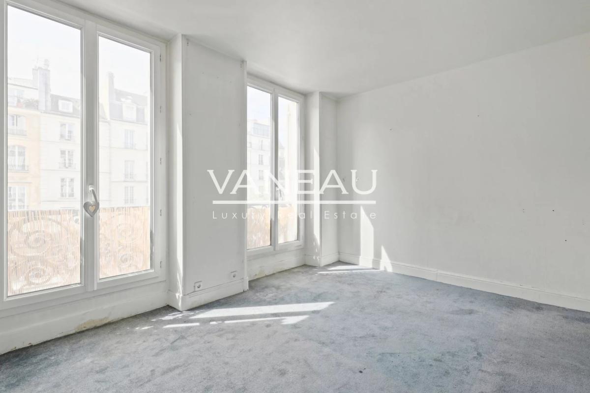 Paris IVème - SAINT-PAUL - Balcon - Vue dégagée lumière et poten