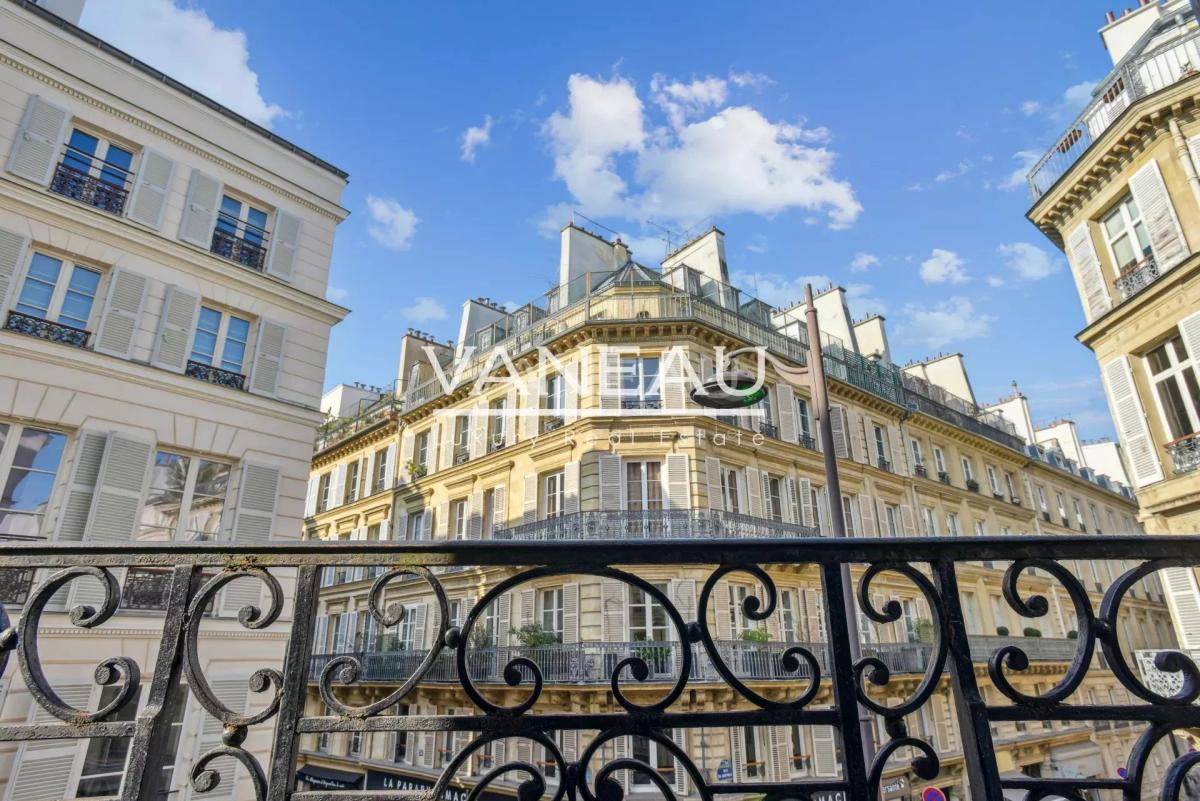 Paris VII - Rue du Bac