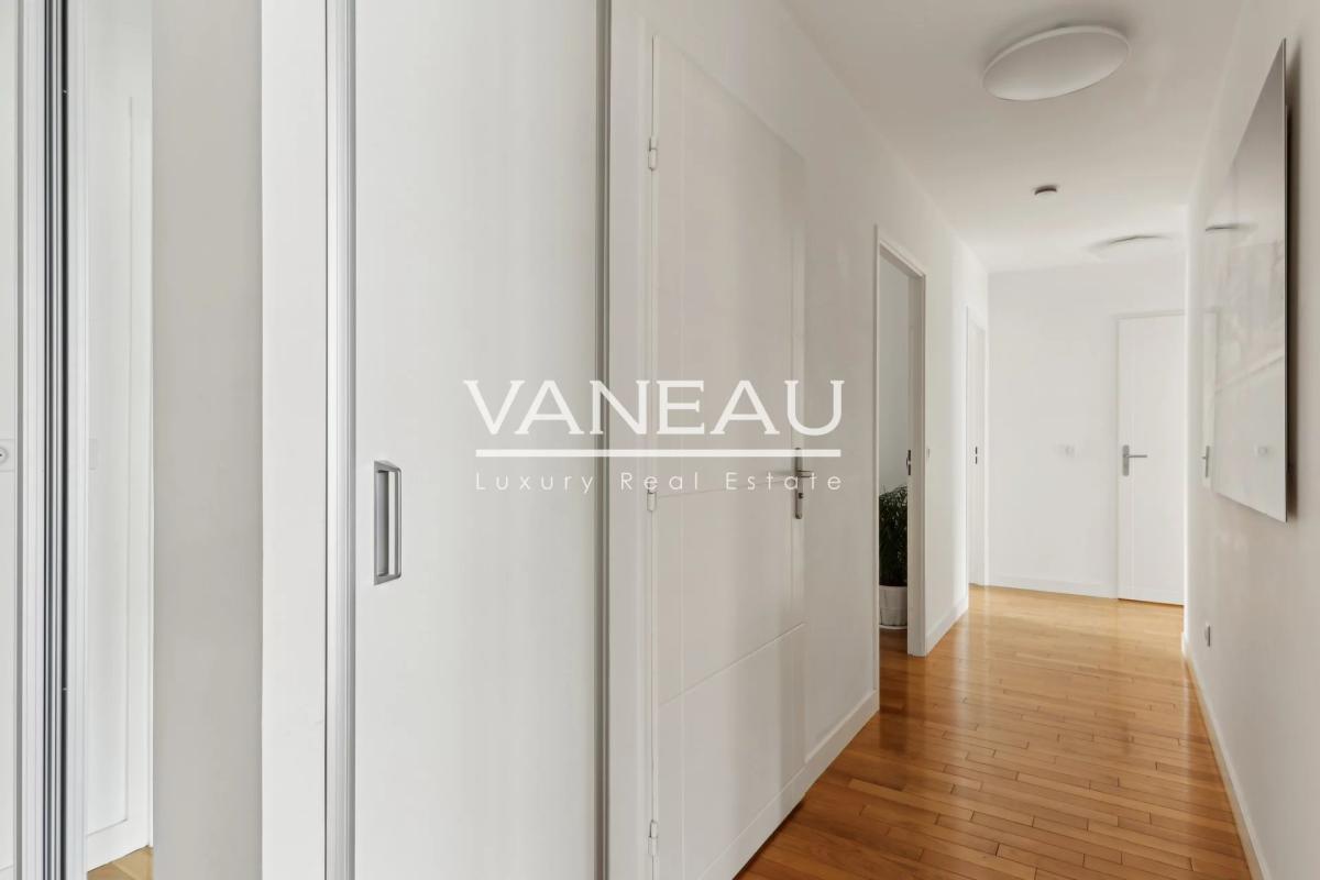 Appartement trois chambres avec terrasse