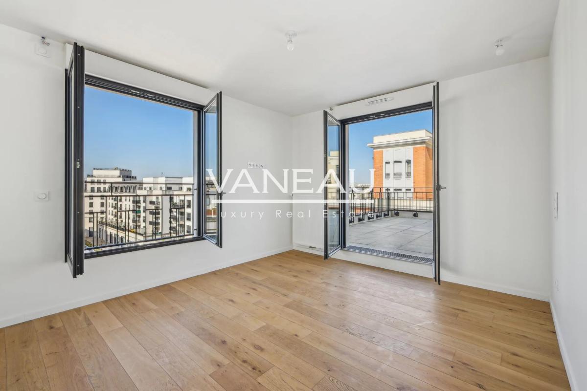 Appartement avec terrasses au dernier étage