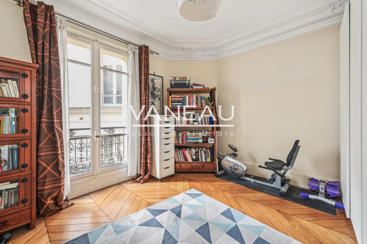 Exclusivité - Paris XVIe - Trocadéro - Appartement familial 5 pi