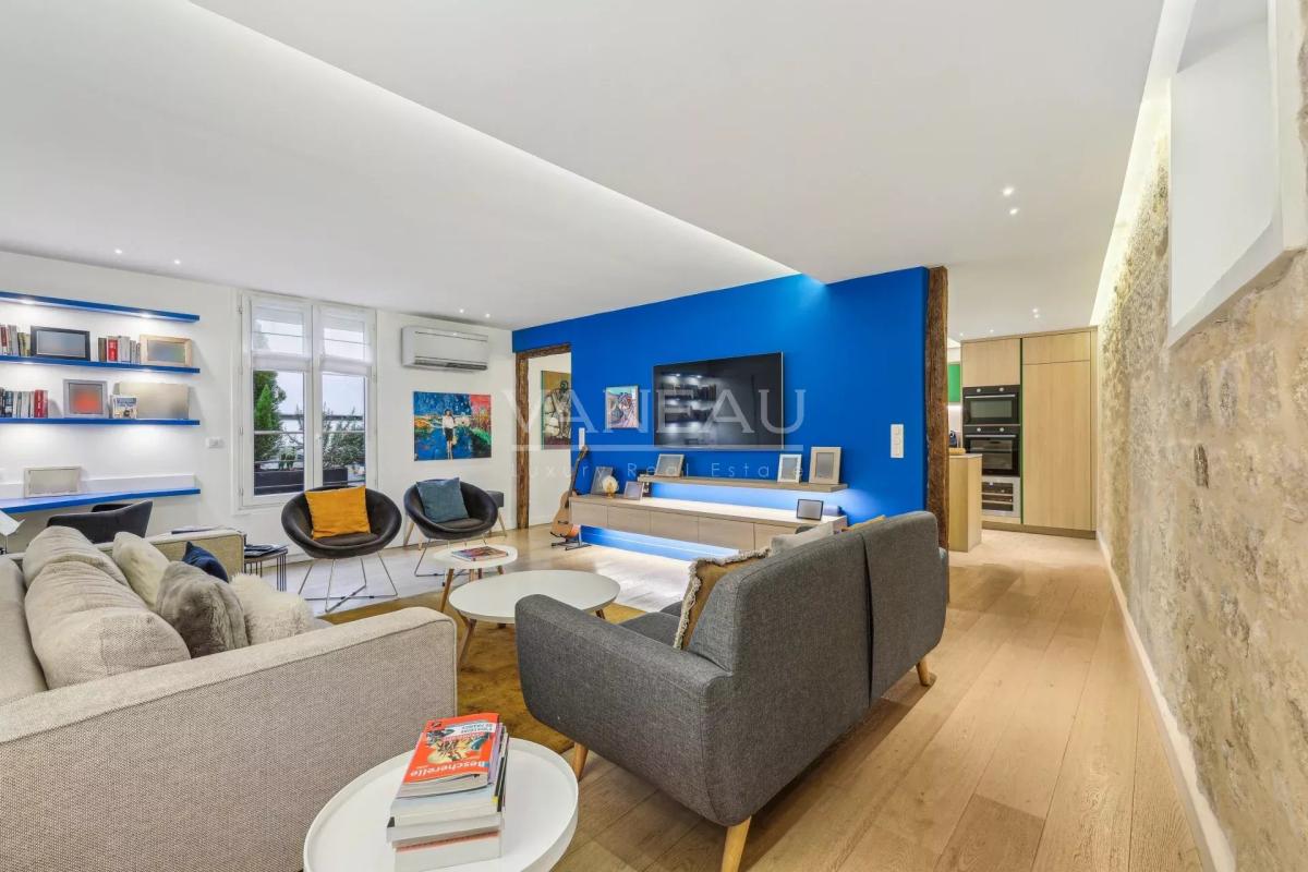 Paris VIe – Appartement quatre pièces entièrement rénové