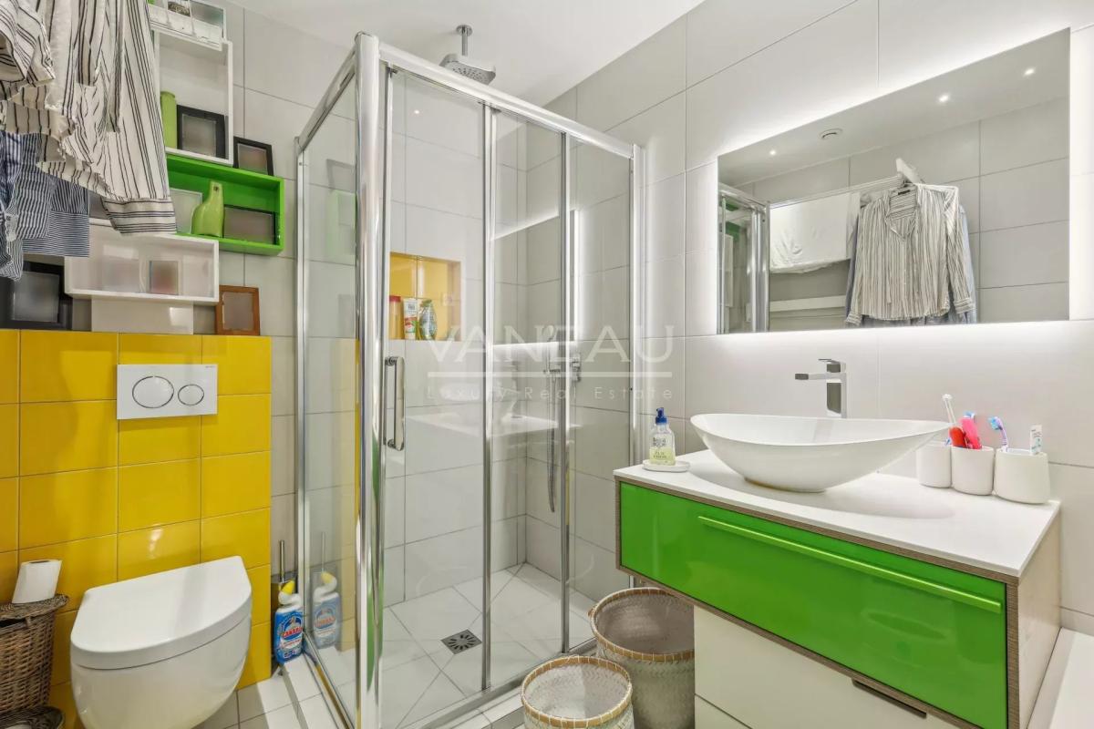 Paris VIe – Appartement quatre pièces entièrement rénové