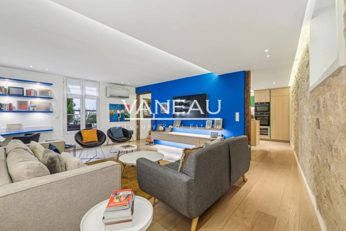 Paris VIe – Appartement quatre pièces entièrement rénové