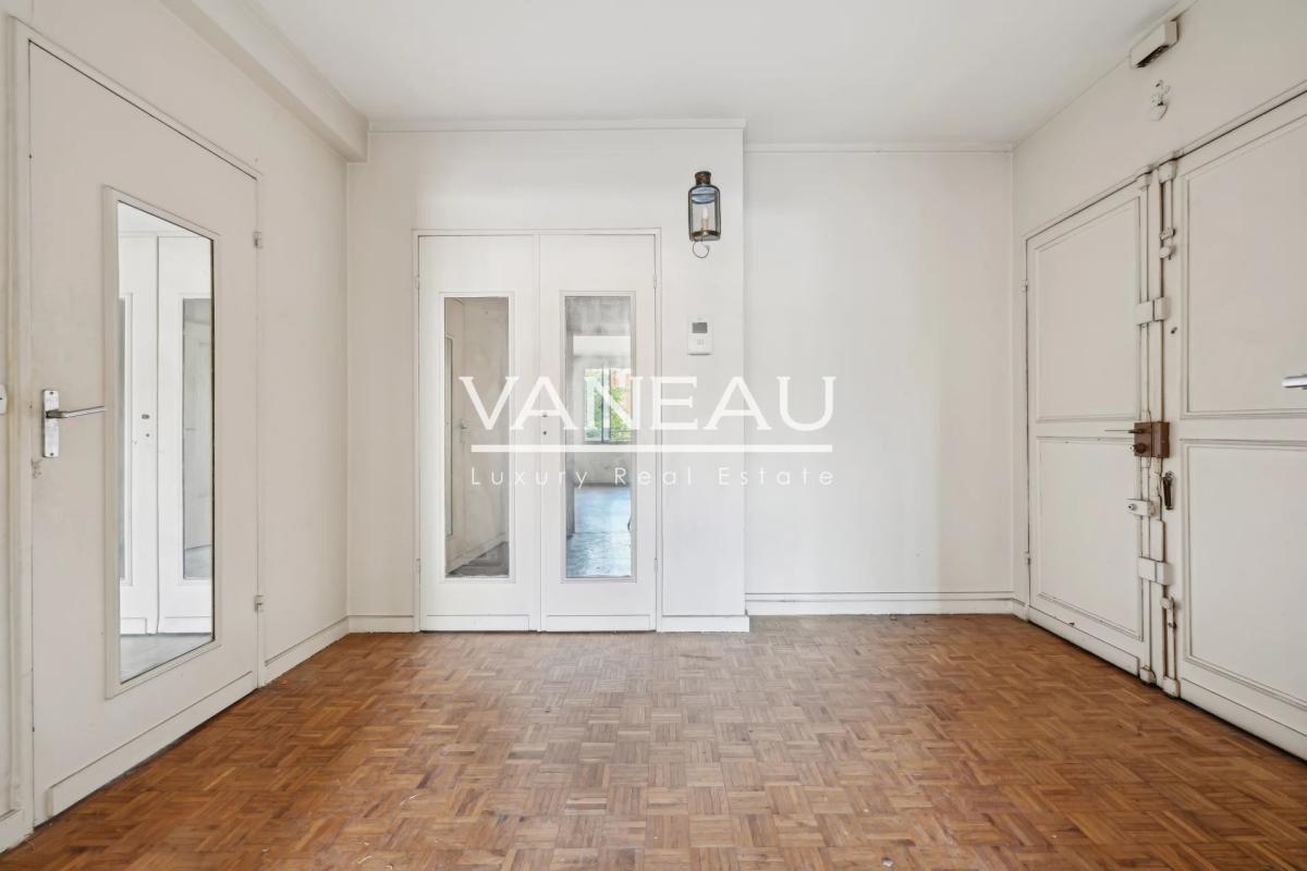 Boulogne-Billancourt - Deux pièces transformable en trois pièces
