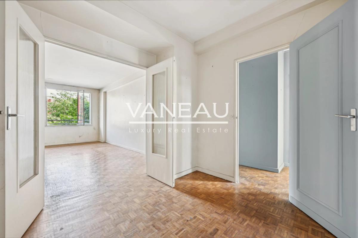 Boulogne-Billancourt - Deux pièces transformable en trois pièces