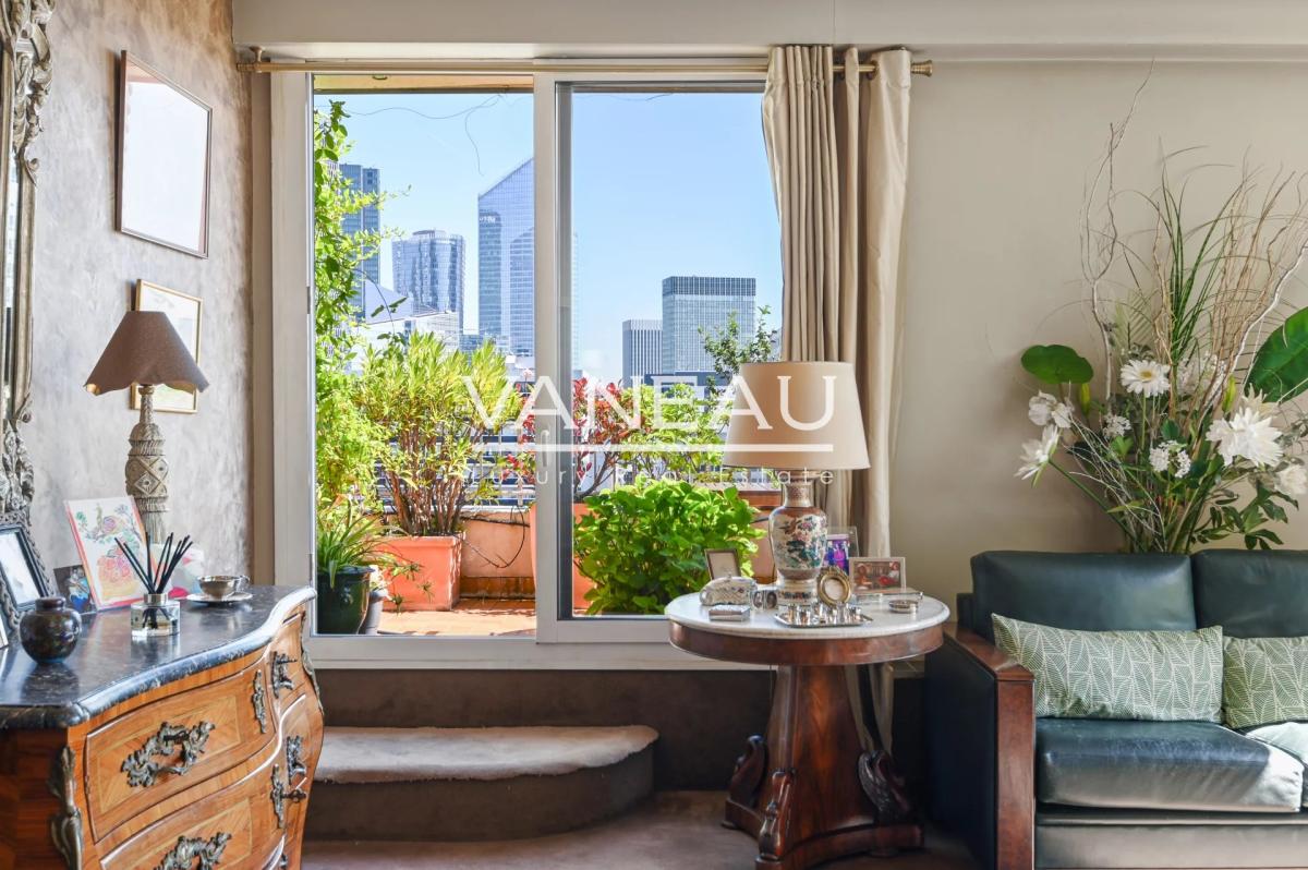 Dernier étage avec terrasse - Vue panoramique - Ile de Puteaux