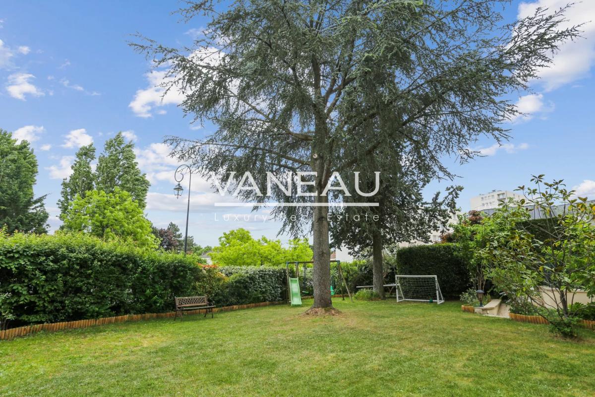 Fontenay-aux-Roses – Maison contemporaine familiale avec jardin