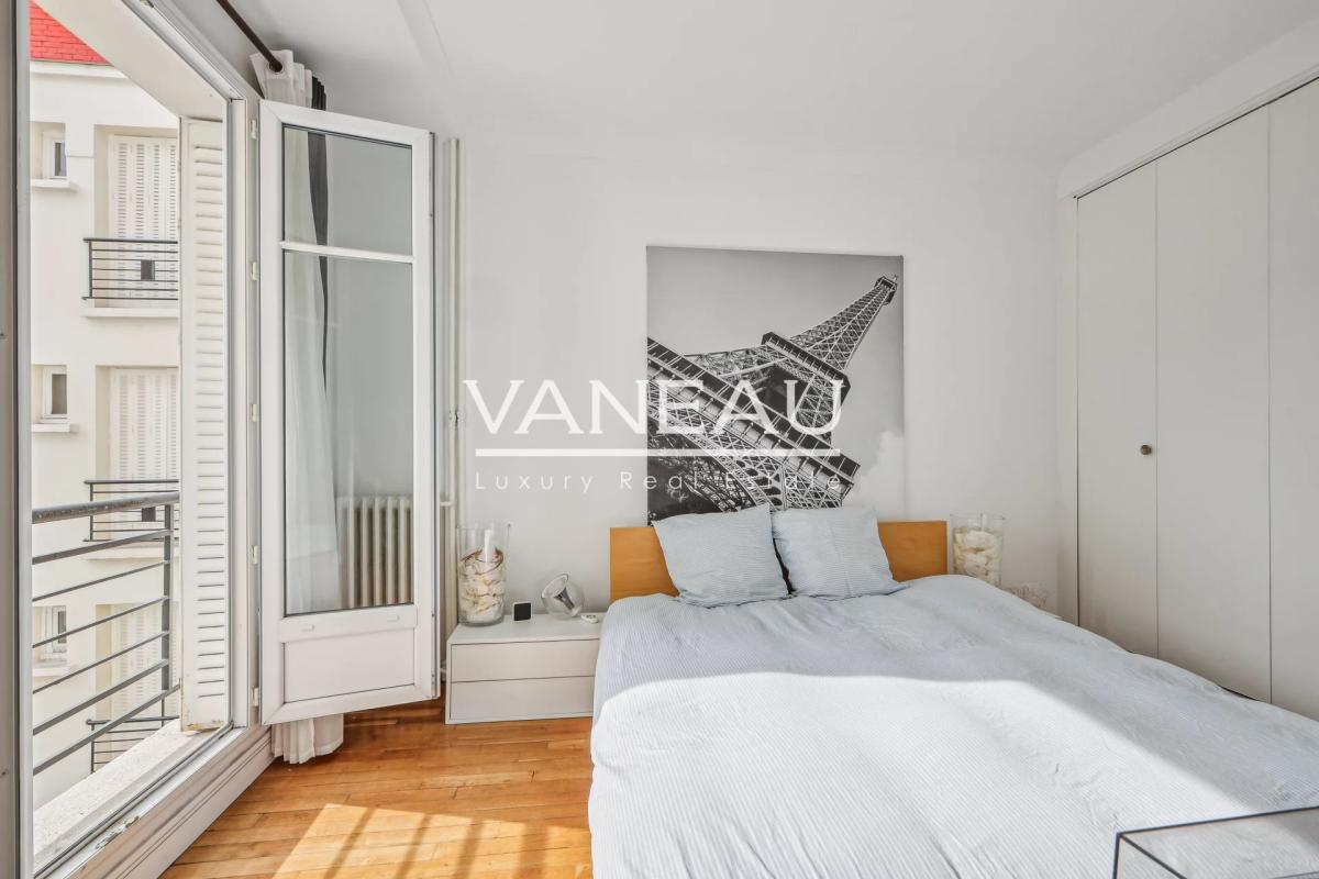 Boulogne-Billancourt -  deux pièces en excellent état
