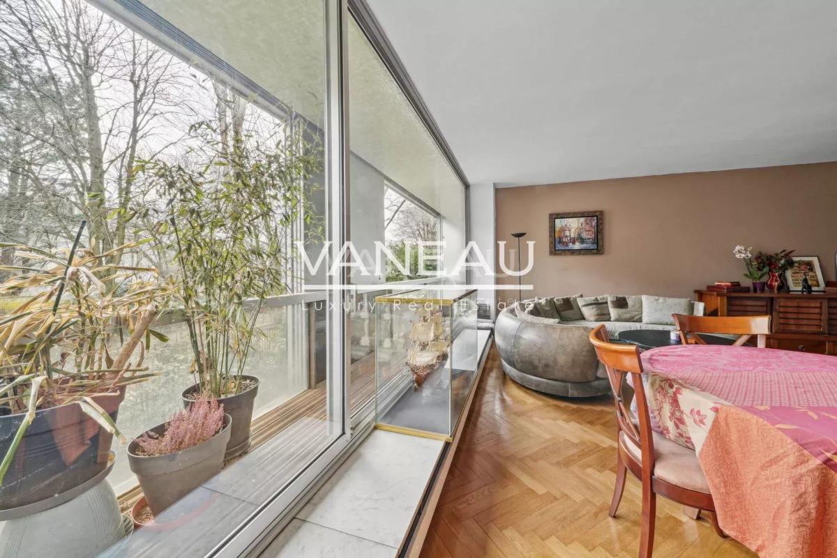 Boulogne Nord Parchamp Albert Khan - Bel appartement avec loggia