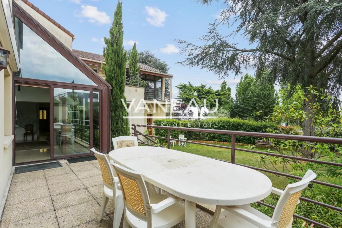 Fontenay-aux-Roses – Maison contemporaine familiale avec jardin