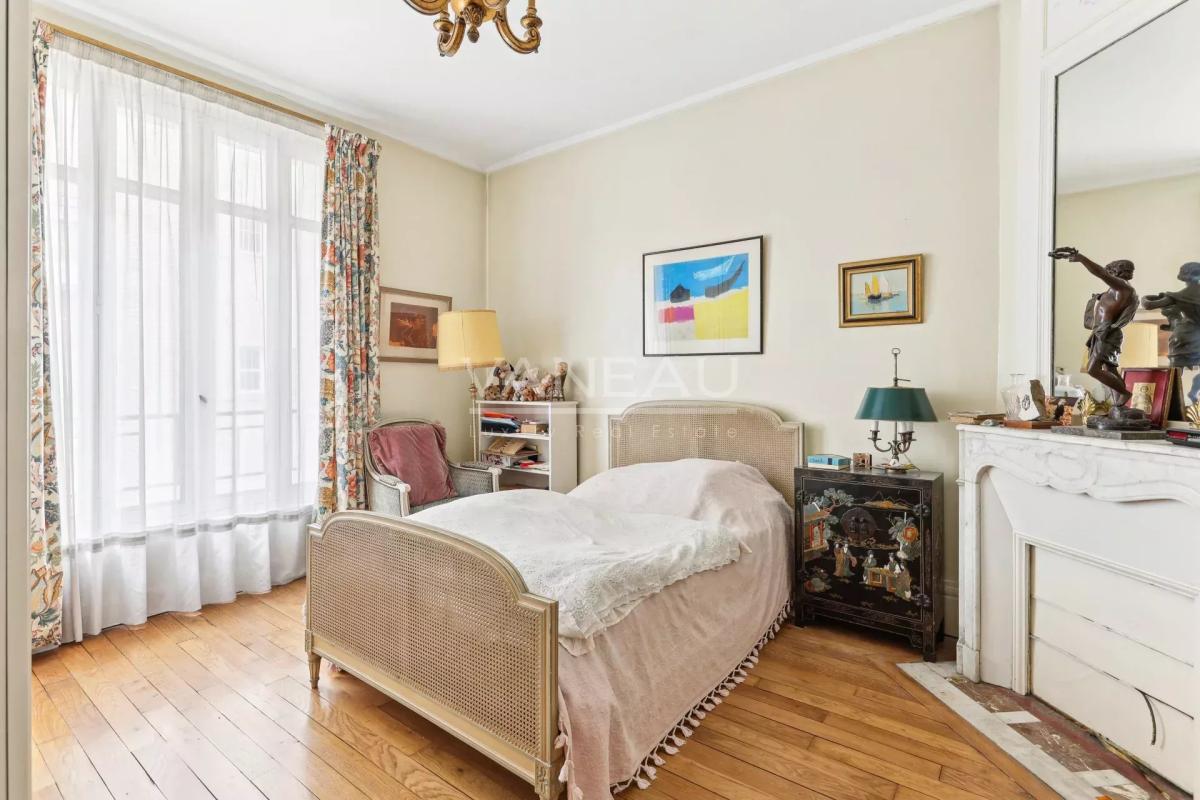 Exclusivité - Neuilly - bois de Boulogne  - Appartement calme av