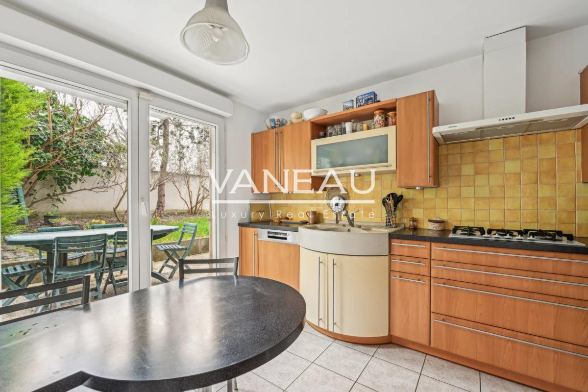 Exclusivité/Courbevoie / Becon / Appartement de 132,50 m²avec te