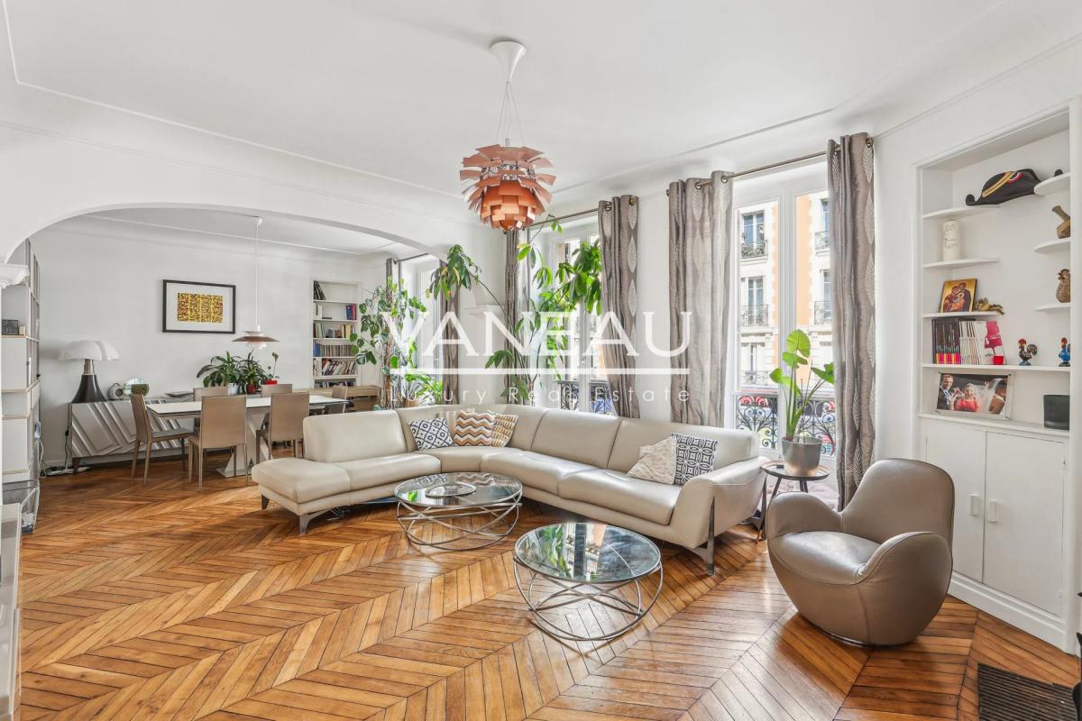 Paris Xème - Bel appartement familial de quatre pièces en parfai