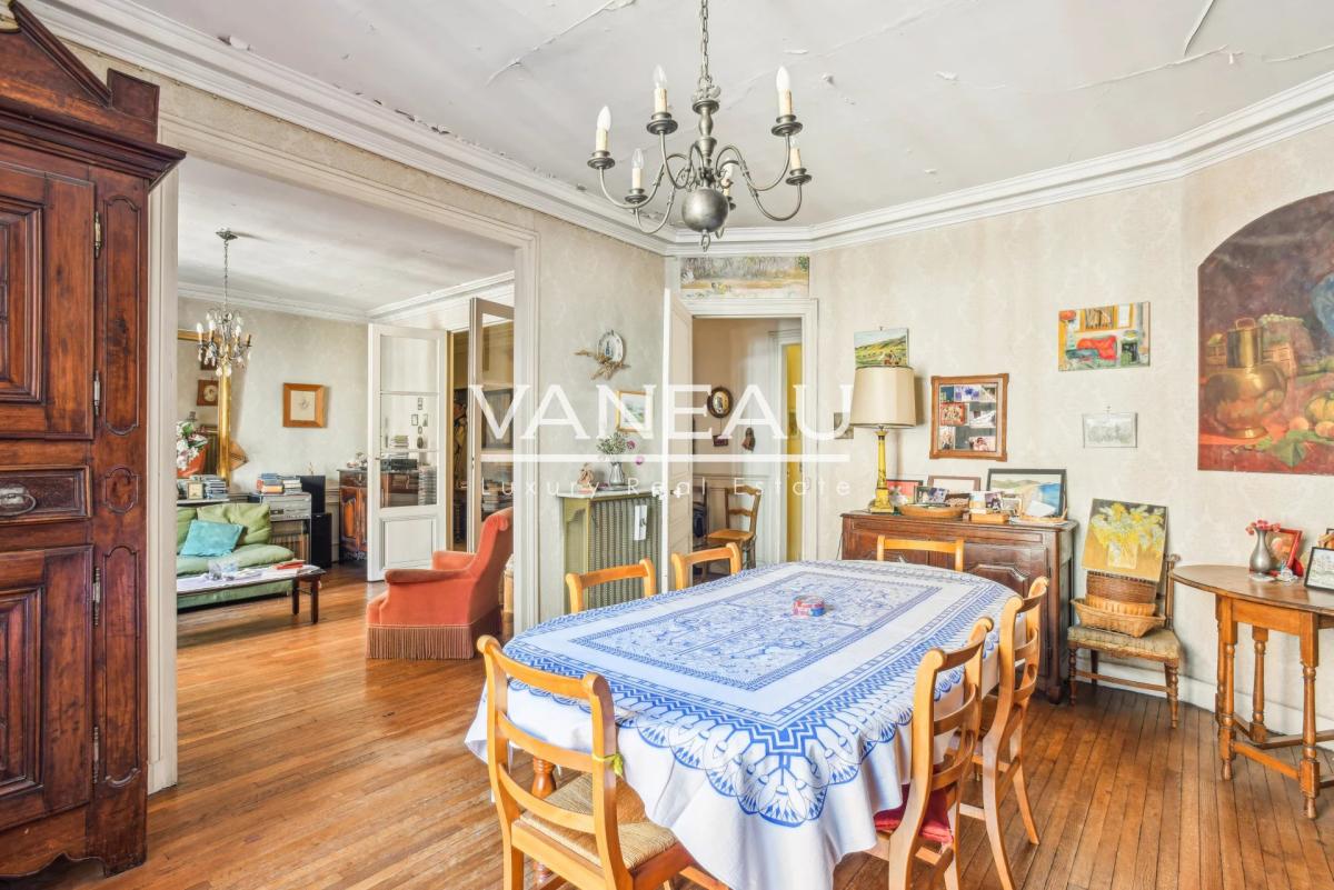 Paris VIIe - Superbe appartement familial proche du Bon Marché