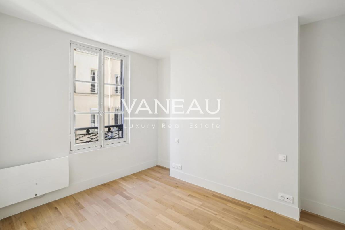 PARIS VIIIe - Proche Place Beauvau