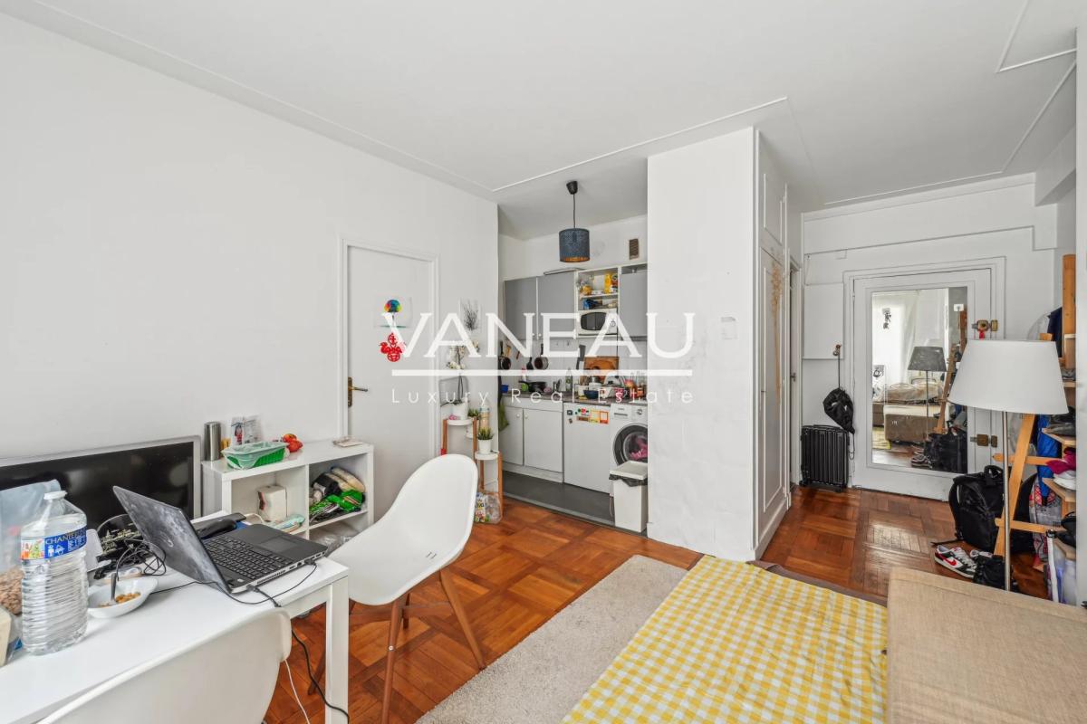 PARIS XVIe - FOCH