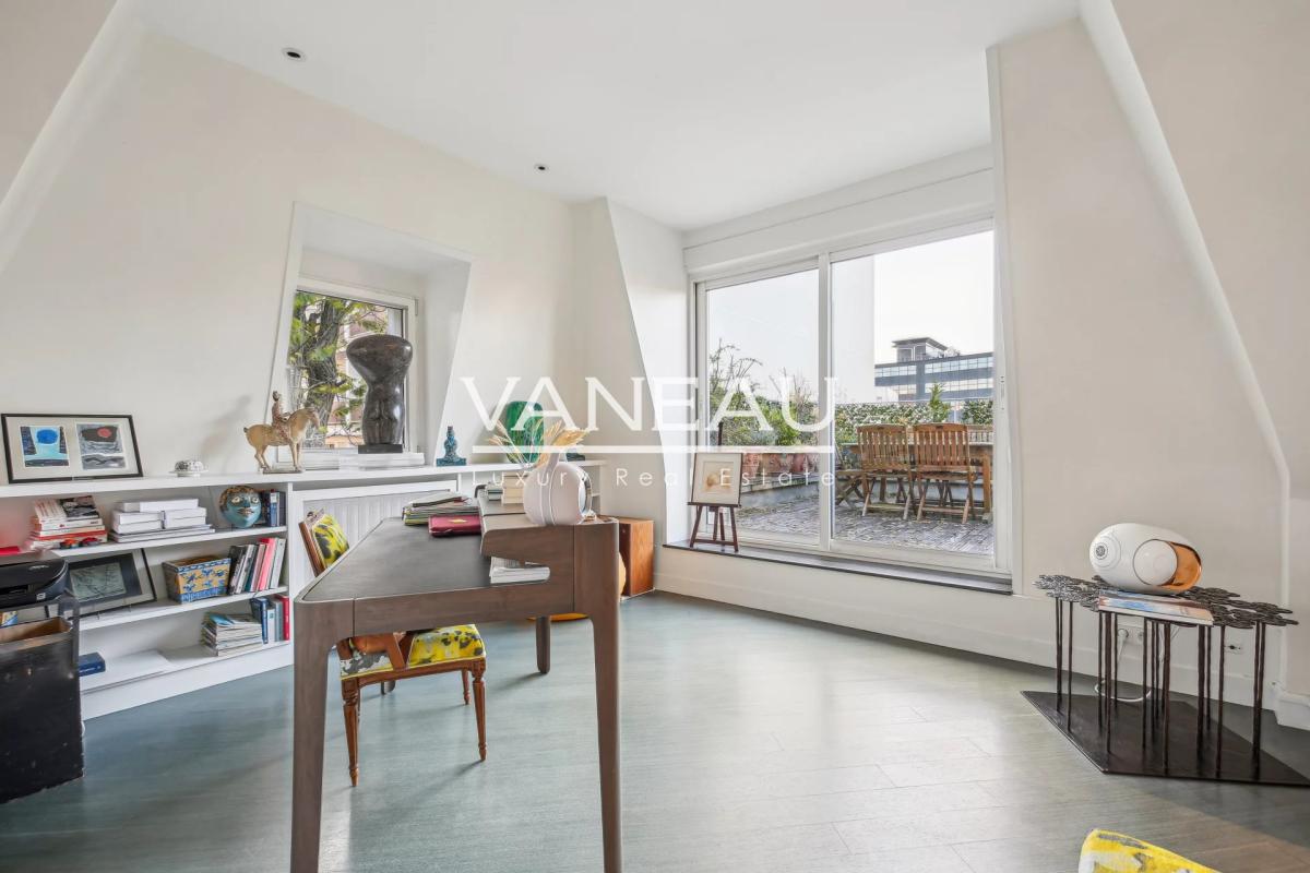 Courbevoie – Duplex d’exception avec terrasse
