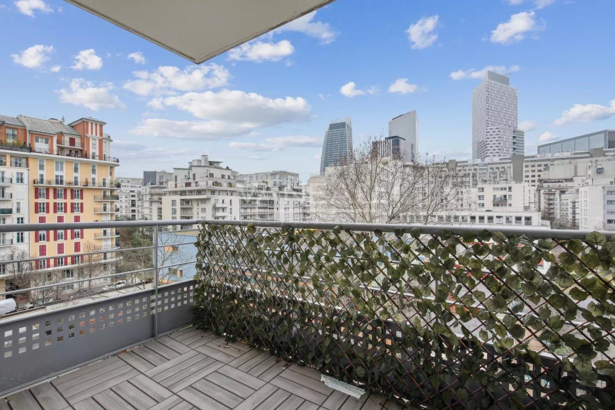 Courbevoie -  Faubourg de l'Arche - 3 pièces avec terrasse