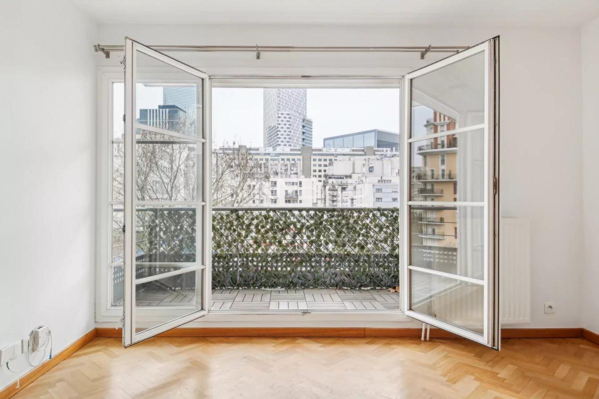 Courbevoie -  Faubourg de l'Arche - 3 pièces avec terrasse