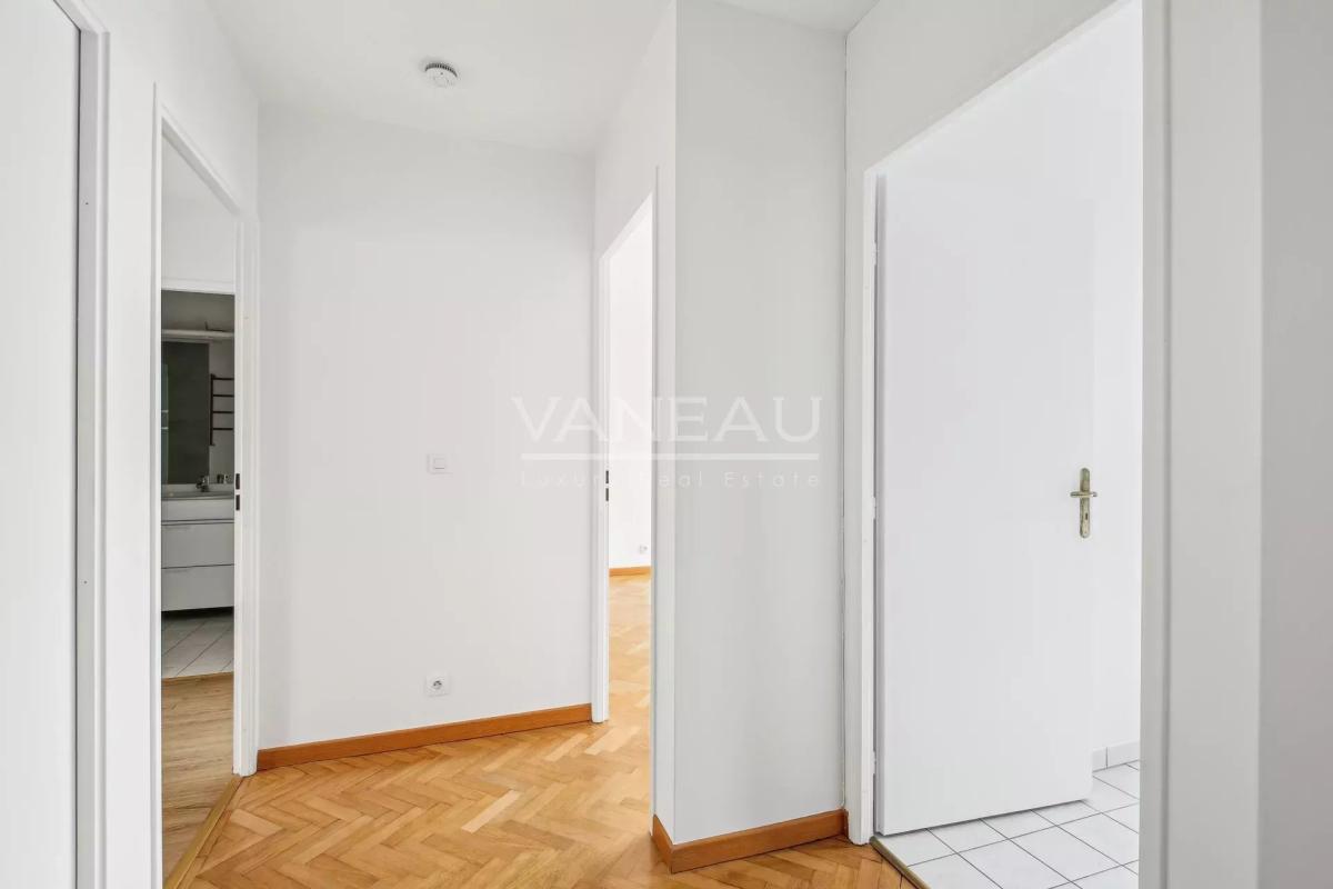 Courbevoie -  Faubourg de l'Arche - 3 pièces avec terrasse