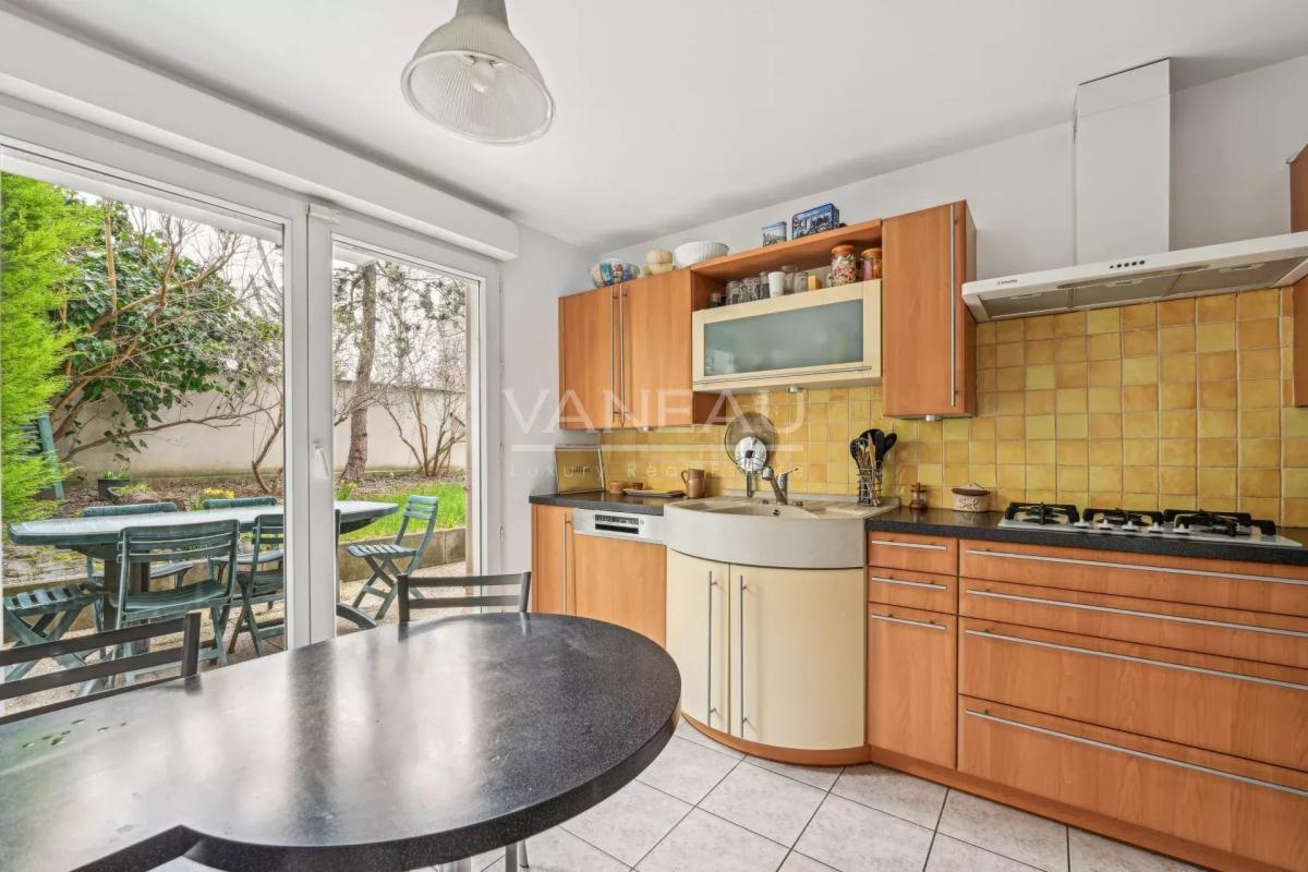 Exclusivité/Courbevoie / Becon / Appartement de 132,50 m²avec te