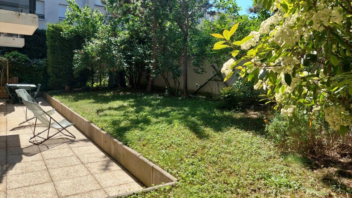 Exclusivité/Courbevoie / Becon / Appartement de 132,50 m²avec te