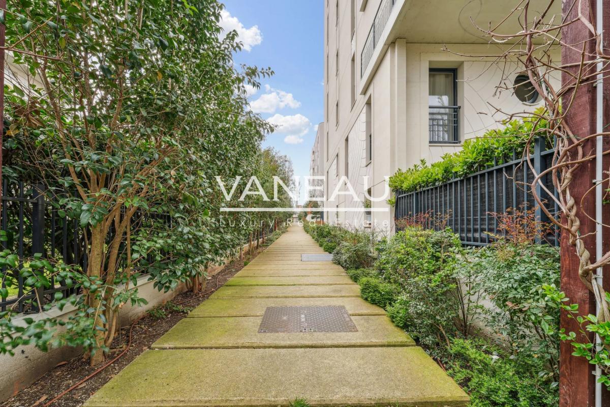 Neuilly / Ile de la Jatte - Appartement en parfait état