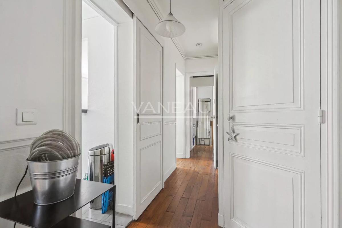 Neuilly - Mairie - Trois chambres