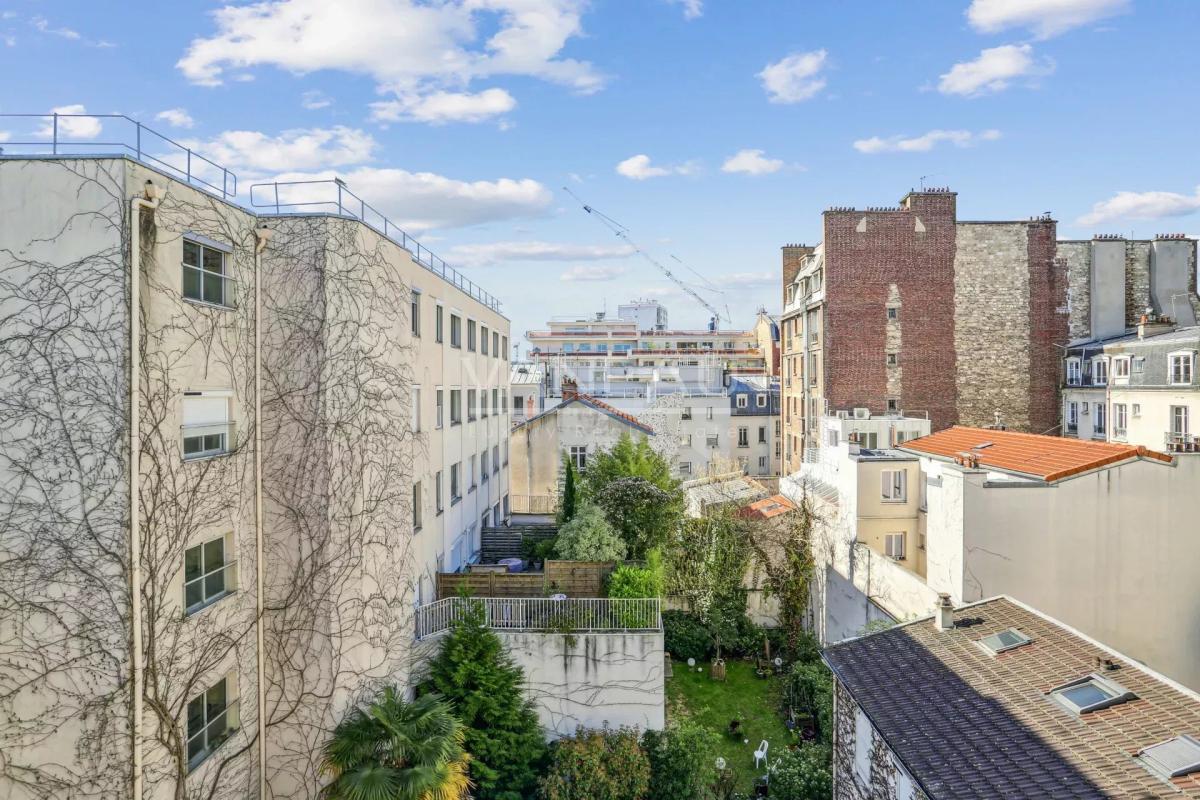 Paris XVe - Rue de l’Harmonie – Beau 3 pièces, dernier étage ave