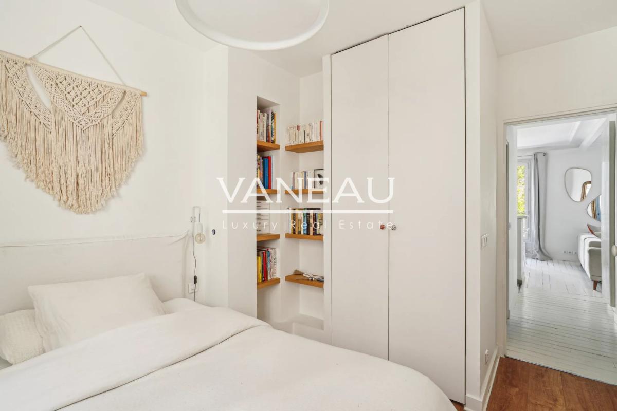 Paris VII - Cler - Charmant pied-à-terre, vue dégagée