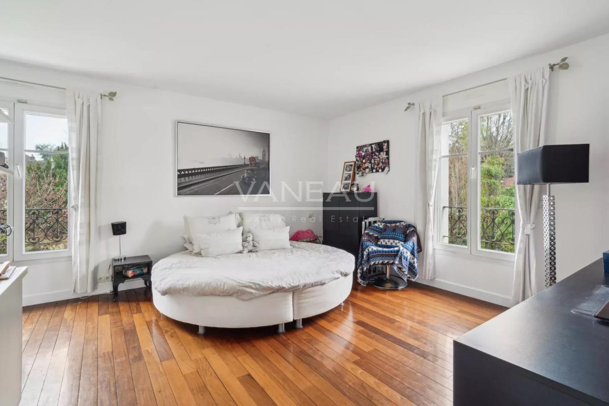 ENGHEINS LES BAINS- Maison Familiale